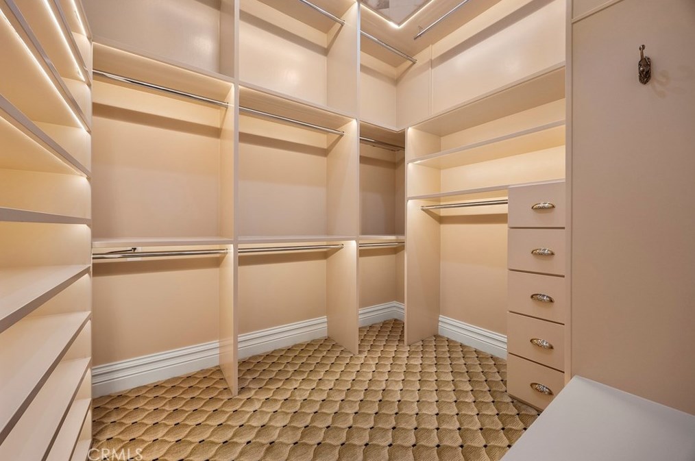 7351 Singingwood Dr, Anaheim CA 92808-1701 exterior