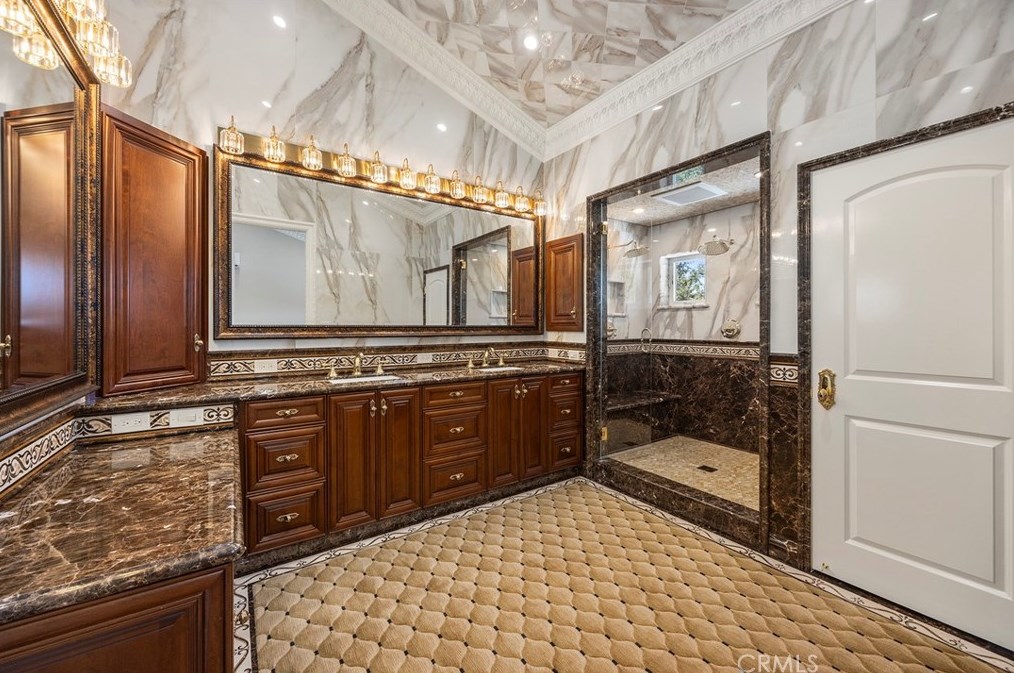 7351 Singingwood Dr, Anaheim CA 92808-1701 exterior