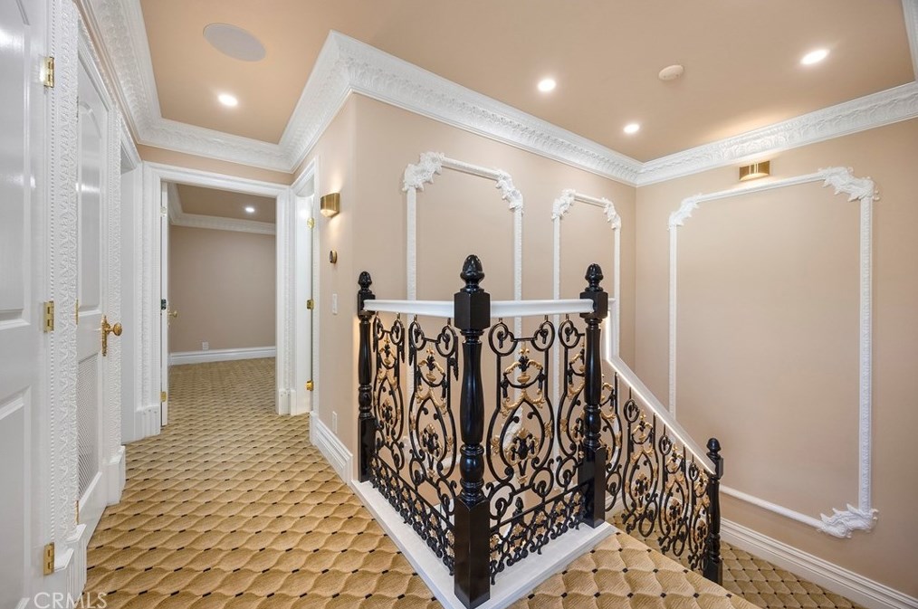 7351 Singingwood Dr, Anaheim CA 92808-1701 exterior