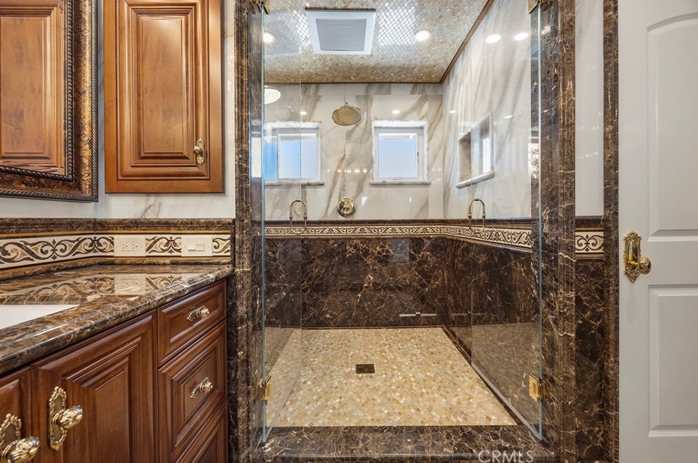 7351 Singingwood Dr, Anaheim CA 92808-1701 exterior