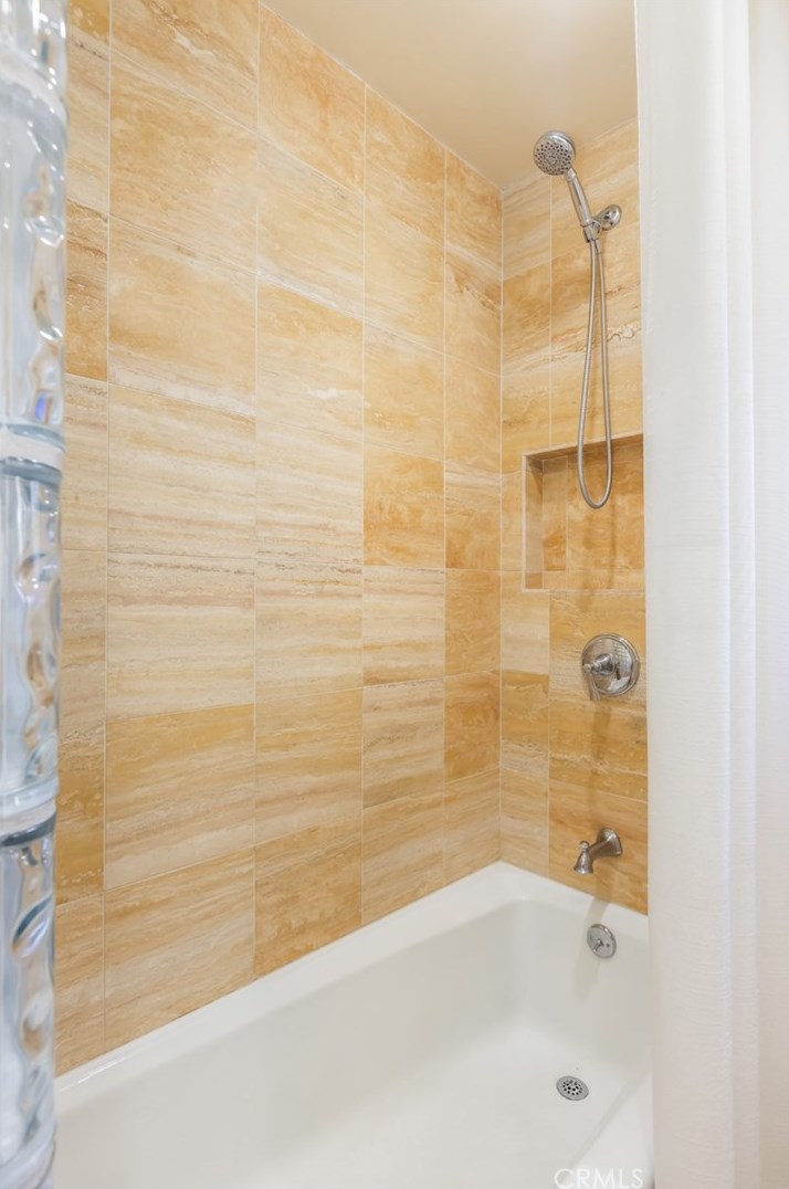 3615 Lime Ave, Long Beach CA  90807-4143 exterior