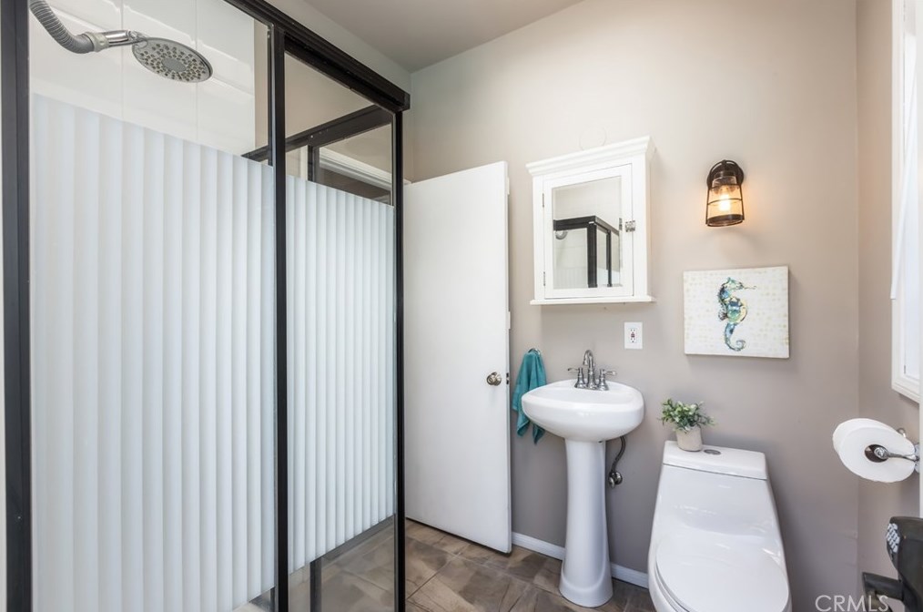 3615 Lime Ave, Long Beach CA  90807-4143 exterior