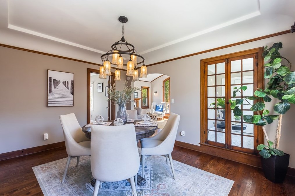 3615 Lime Ave, Long Beach CA  90807-4143 exterior