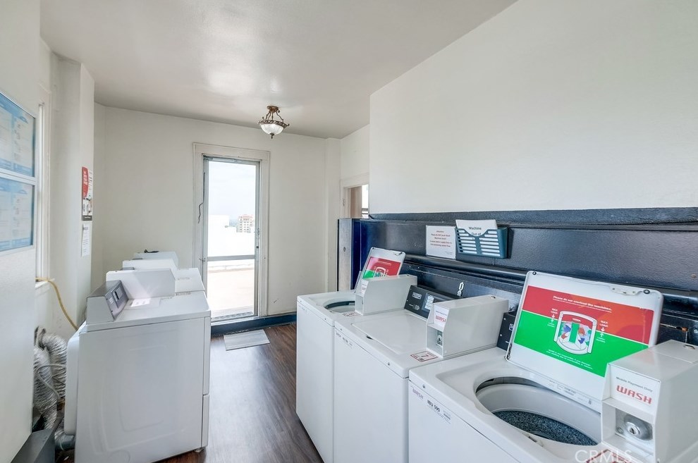 360 Ocean Blvd, Long Beach CA  90802-4668 exterior