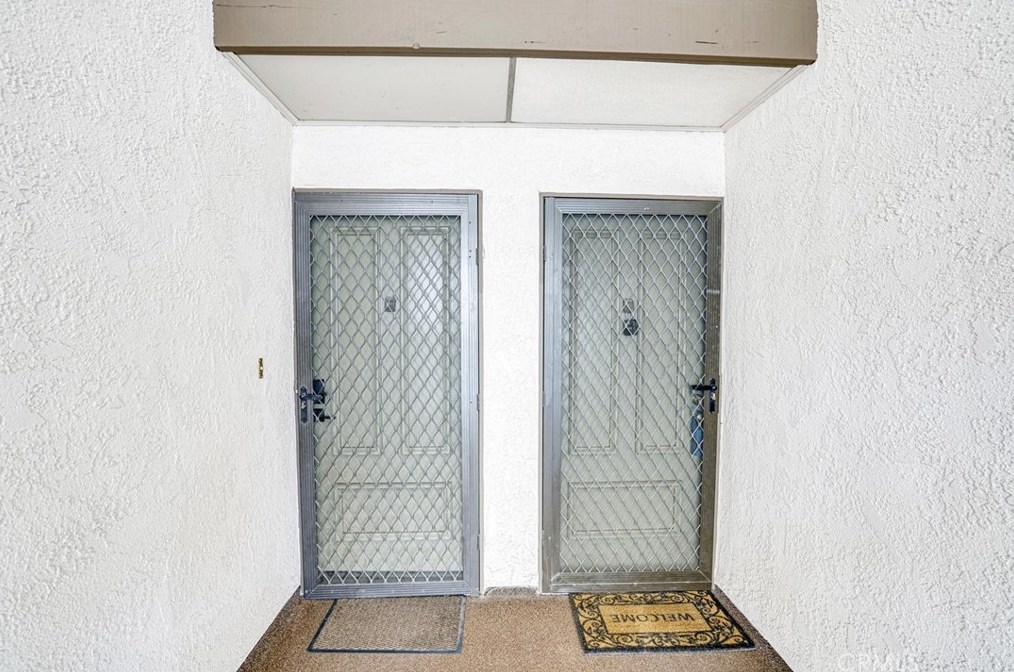 7235 Marina Pacifica Dr, Long Beach CA 90803-3899 exterior