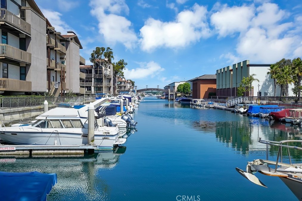 7235 Marina Pacifica Dr, Long Beach CA 90803-3899 exterior