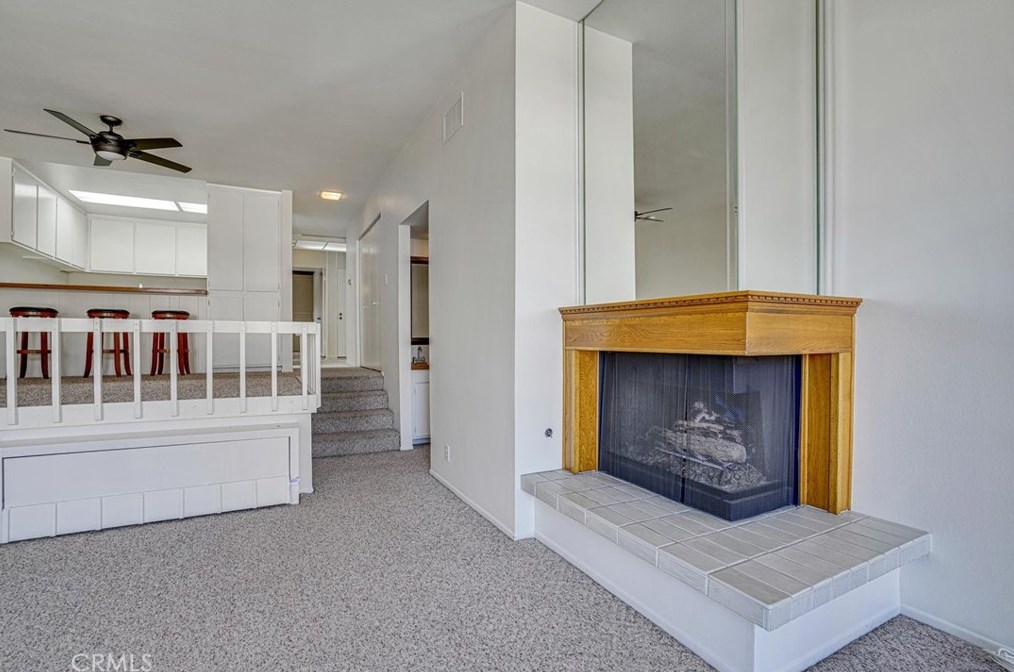 7235 Marina Pacifica Dr, Long Beach CA 90803-3899 exterior