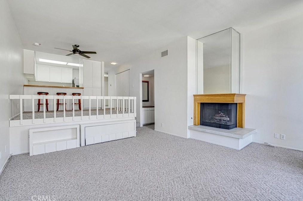 7235 Marina Pacifica Dr, Long Beach CA 90803-3899 exterior