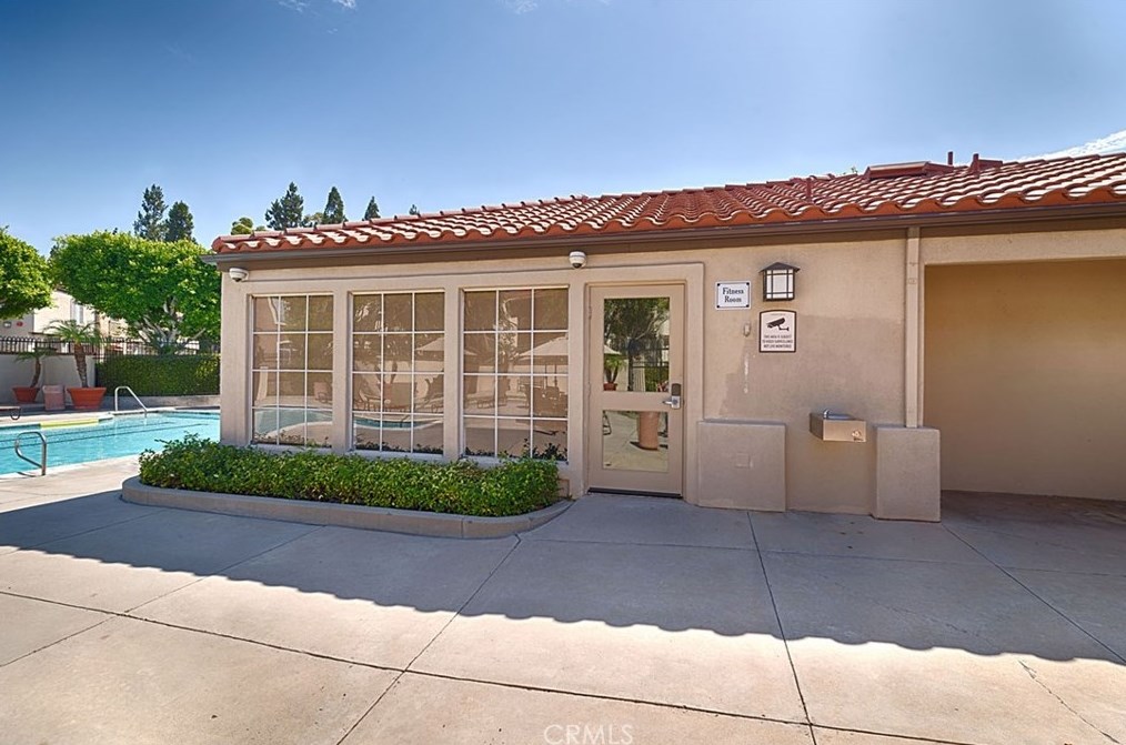 215 Cross Creek Rd, Orange CA  92869-5831 exterior