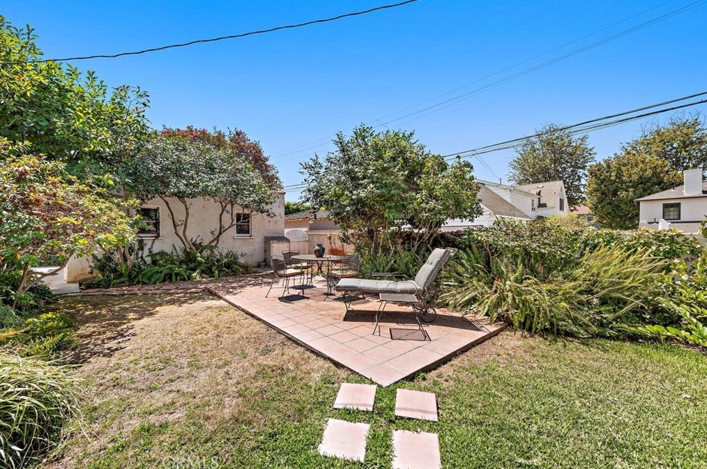 3925 California Ave, Long Beach CA  90807-3511 exterior