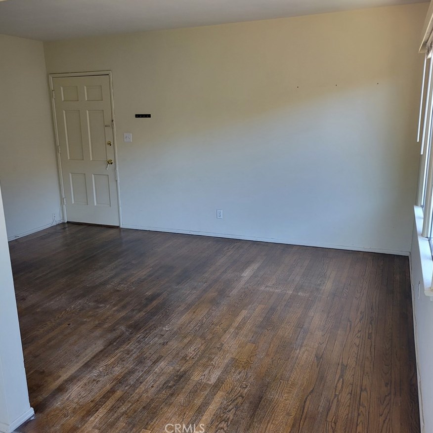 3009 3 St, Long Beach CA  90814-6608 exterior