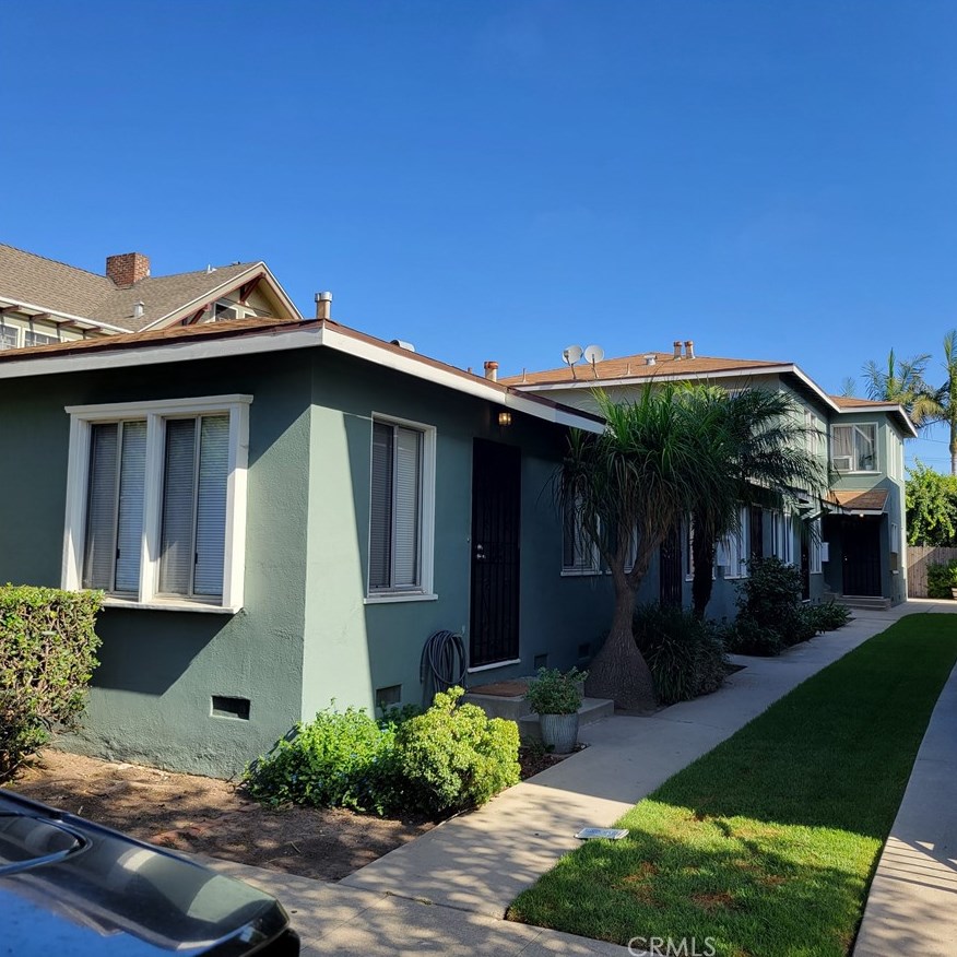 3009 3 St, Long Beach CA  90814-6608 exterior