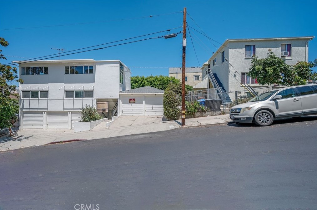 2211 2nd St, Los Angeles CA  90033-4007 exterior