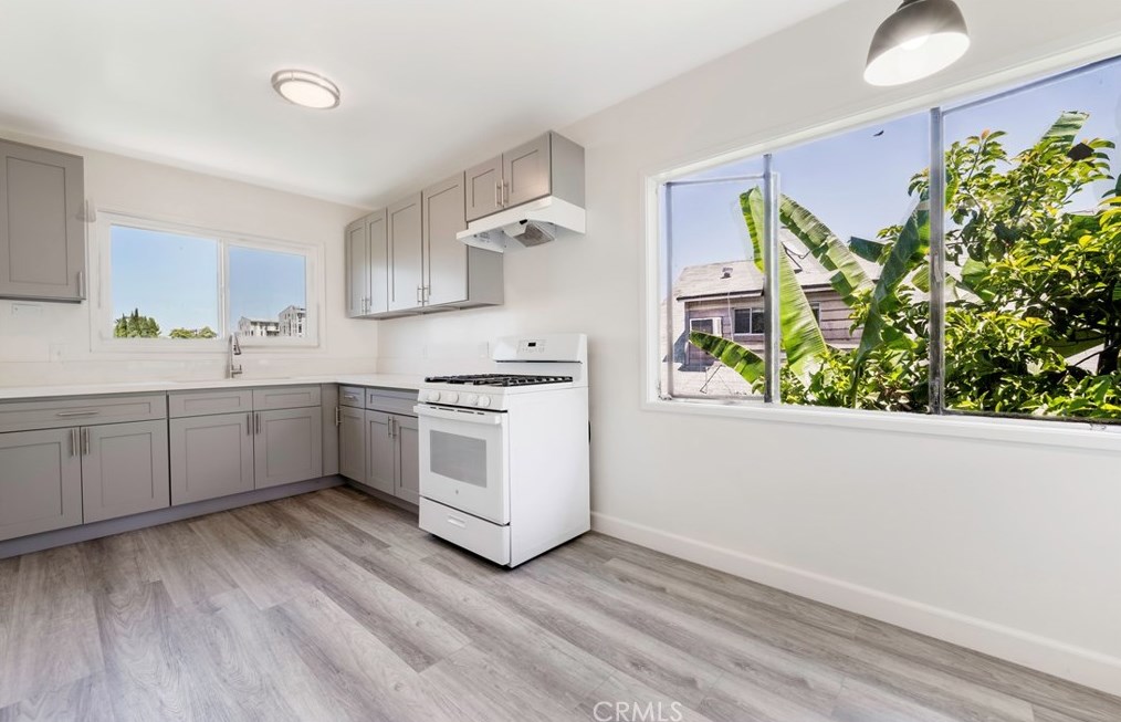2211 2nd St, Los Angeles CA  90033-4007 exterior