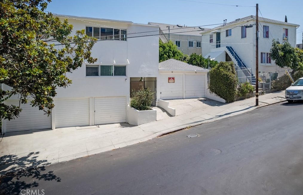 2211 2nd St, Los Angeles CA  90033-4007 exterior