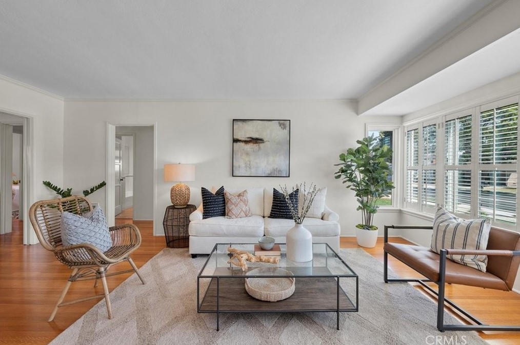 3929 Falcon Ave, Long Beach CA 90805-3648 exterior