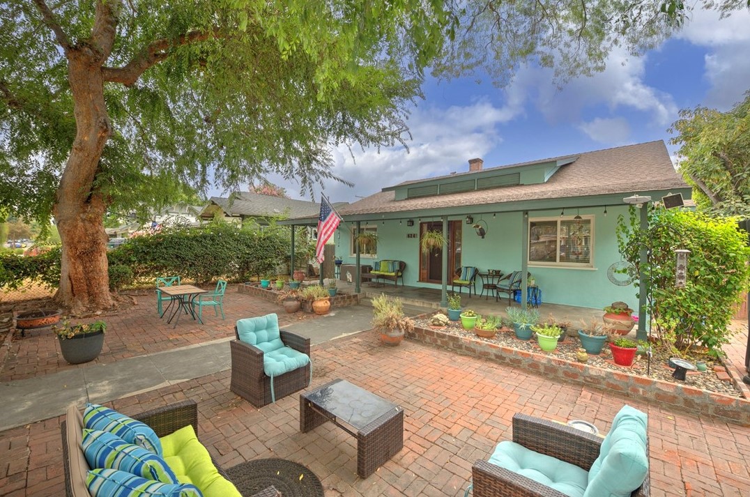 626 Columbia Ave, Pomona CA  91767-4030 exterior
