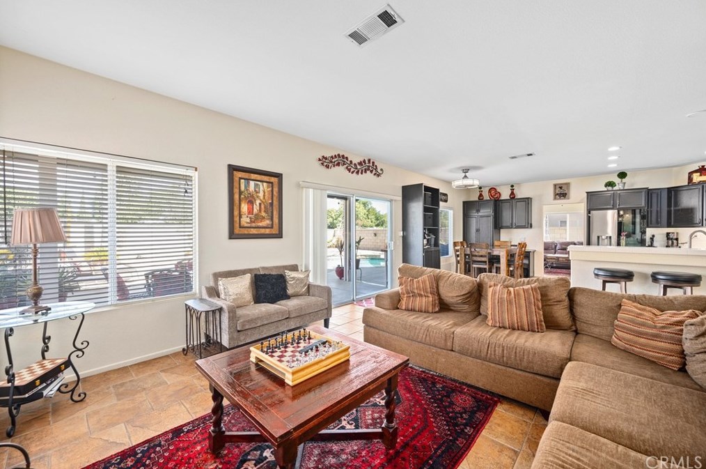 32853 Starlight St, Wildomar CA 92595-8082 exterior