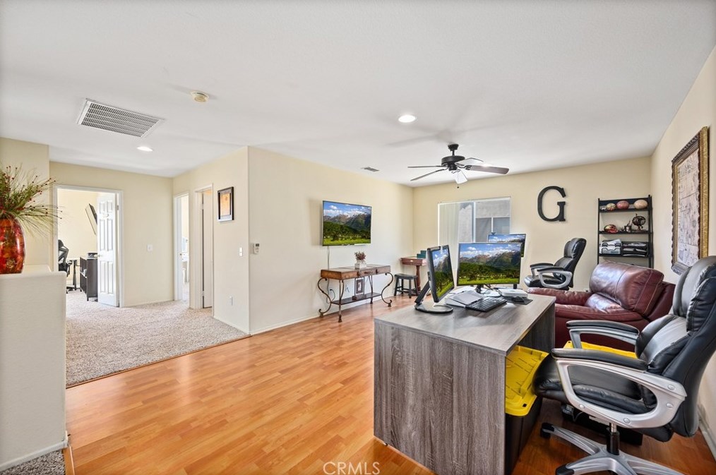 32853 Starlight St, Wildomar CA 92595-8082 exterior