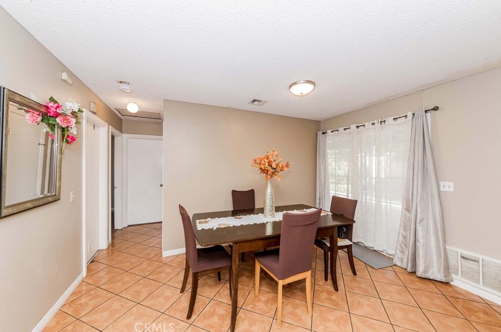 2020 Sultana Ave, Ontario CA  91761-5329 exterior