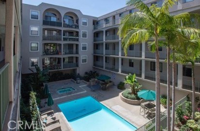 555 Maine Ave, Long Beach CA  90802-1164 exterior