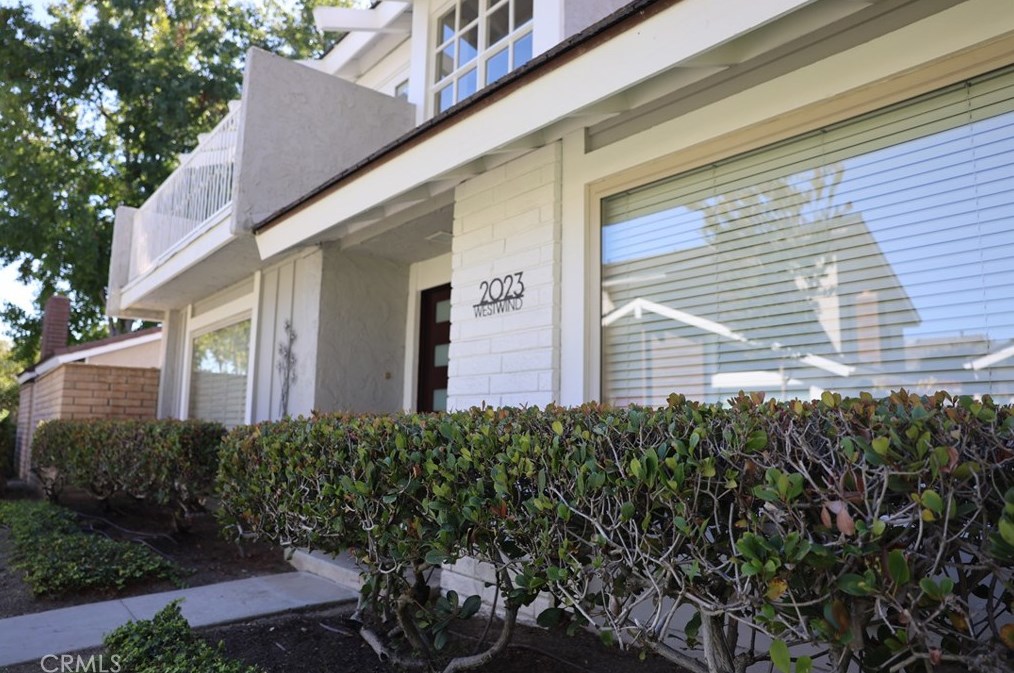 2023 West Wind, Santa Ana CA 92704-7145 exterior