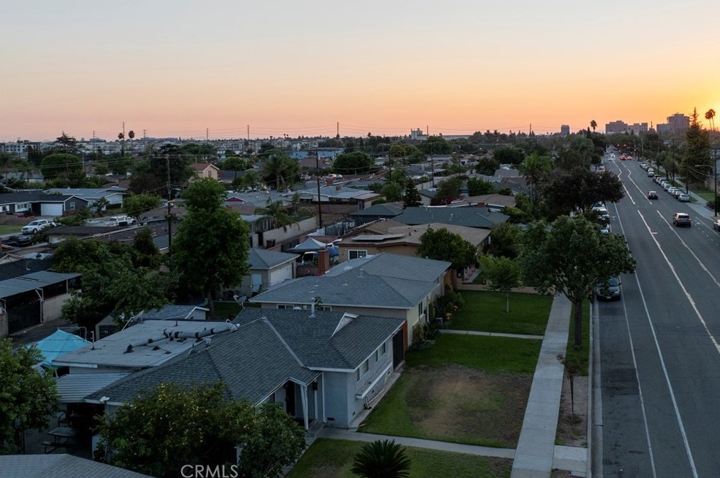 1422 Broadway, Anaheim CA  92802-1354 exterior