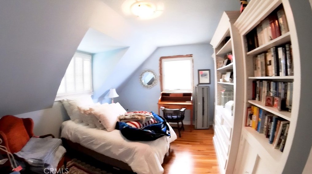 639 Palm Ave, El Segundo CA 90245-2263 exterior