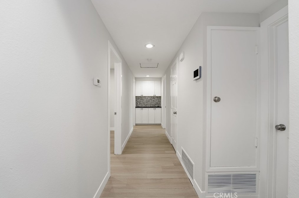 1425 Avalon Ave, Santa Ana CA 92705-7902 exterior