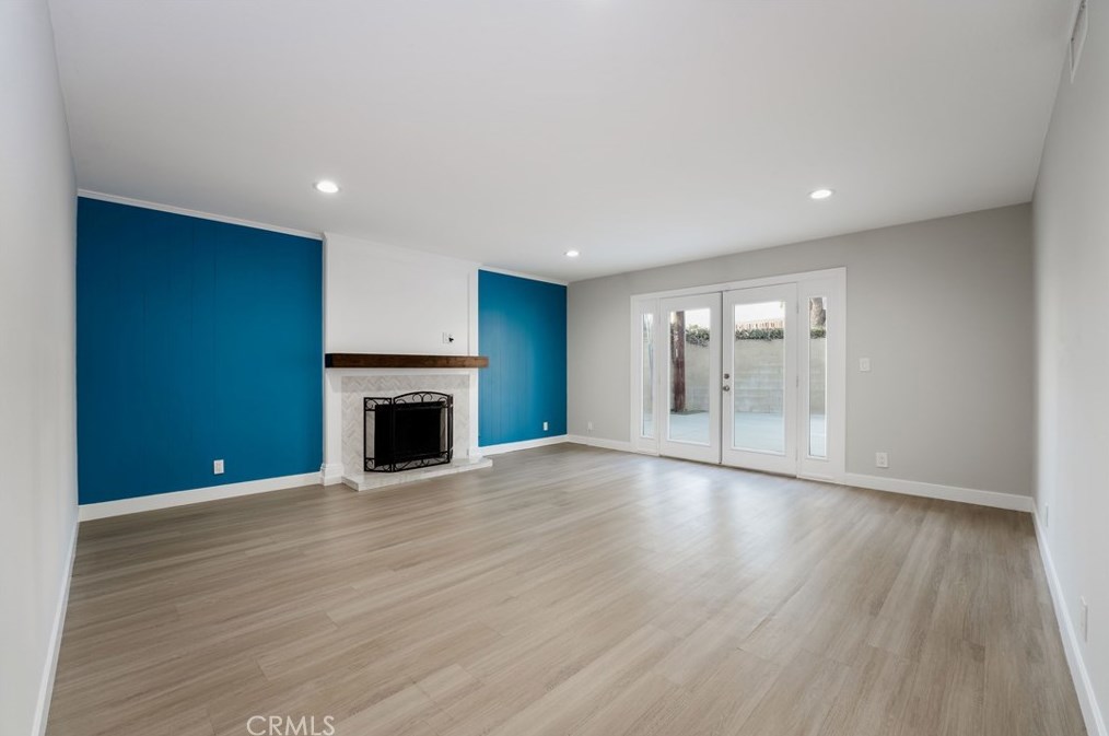 1425 Avalon Ave, Santa Ana CA 92705-7902 exterior