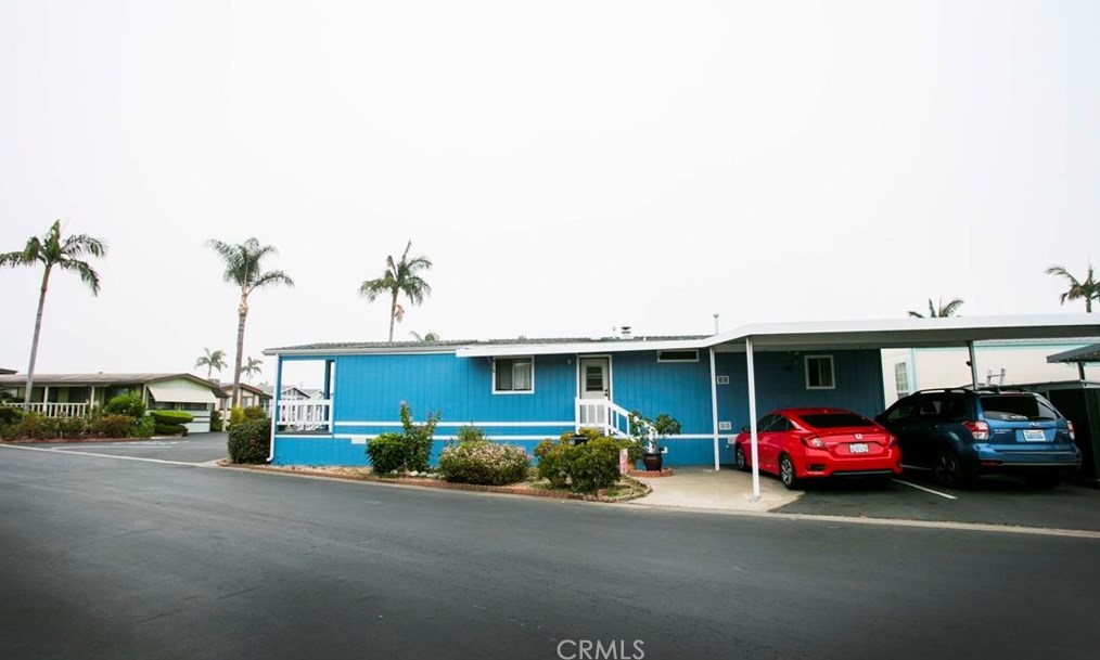 8111 Stanford Ave, Garden Grove CA  92841-4304 exterior