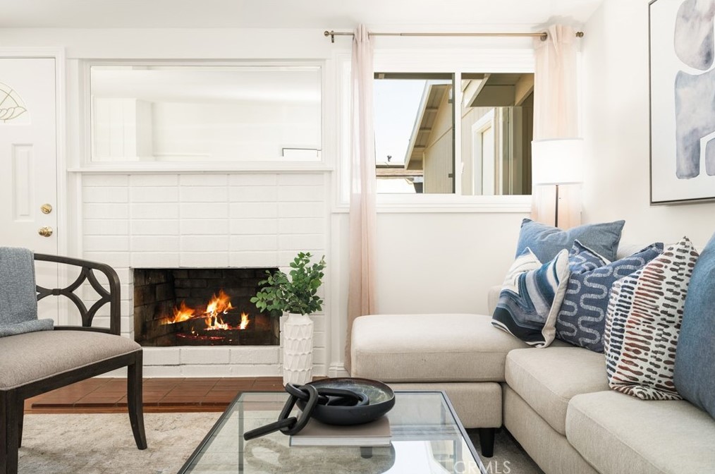 9581 Decker Ave, Anaheim CA  92804-6324 exterior