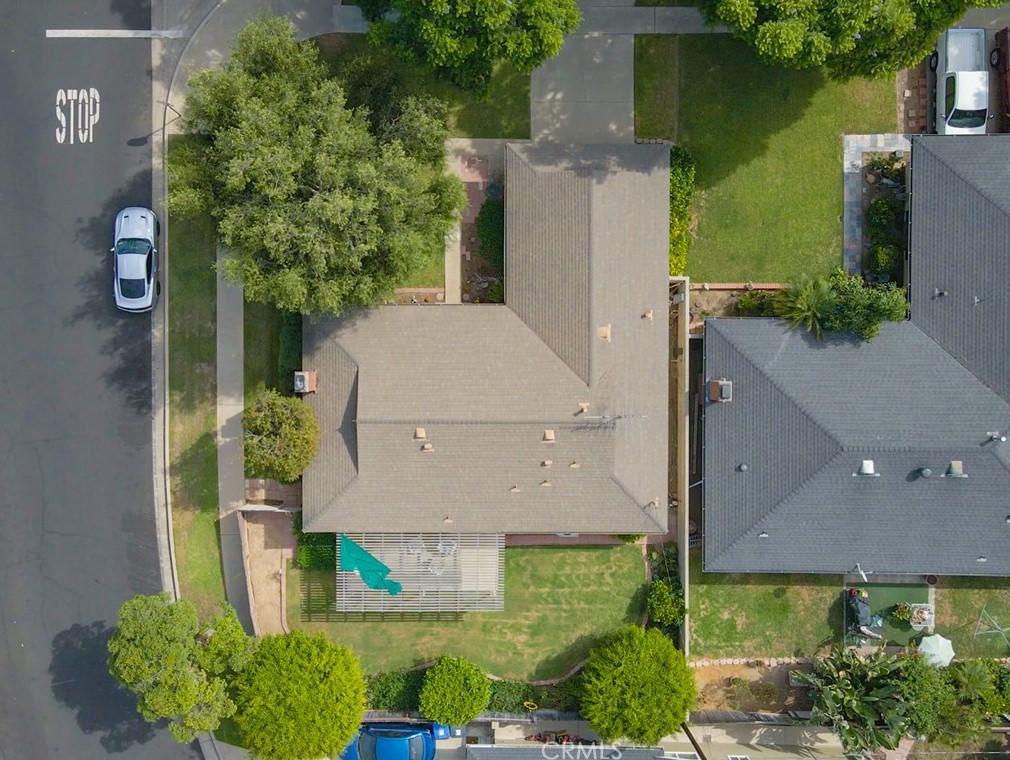 2218 Wright St, Santa Ana CA 92701-3240 exterior