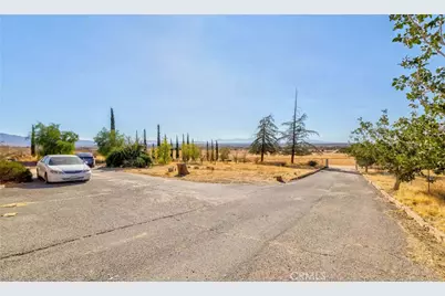 11507 Savage Lane, Apple Valley, CA 92308 - Photo 9