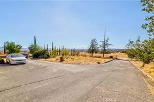 11507 Savage Ln, Apple Valley, CA 92308 - Photo 9