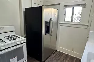 1101 Cherry Ave, Long Beach, CA 90813 - Photo 13