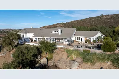 40075 Avenida La Cresta, Murrieta, CA 92562 - Photo 73