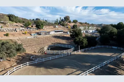 40075 Avenida La Cresta, Murrieta, CA 92562 - Photo 53