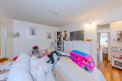 902 S Fann Street, Anaheim, CA 92804 - Photo 9