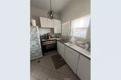 354 Chestnut Avenue #9, Long Beach, CA 90802 - Photo 1