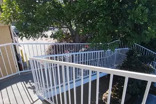 1121 5th Ave, Los Angeles, CA 90019 - Photo 15