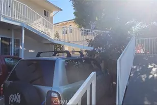 1121 5th Ave, Los Angeles, CA 90019 - Photo 19