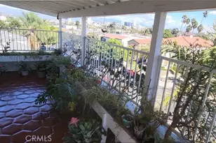 1121 5th Ave, Los Angeles, CA 90019 - Photo 3