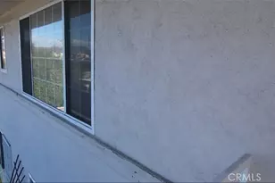 1121 5th Ave, Los Angeles, CA 90019 - Photo 13