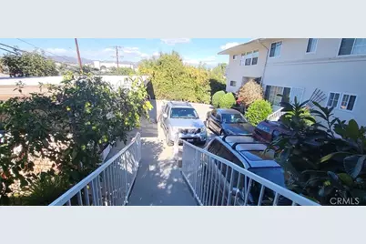 1121 5th Avenue, Los Angeles, CA 90019 - Photo 17