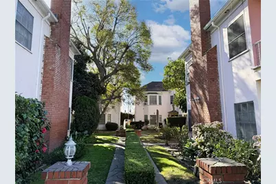 416 422 E Windsor Road, Glendale, CA 91205 - Photo 3