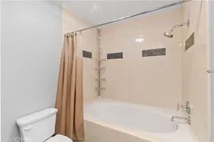 395 E 4th, Long Beach, CA 90802 - Photo 17