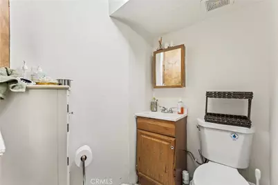 2424 West Boulevard, Los Angeles, CA 90016 - Photo 15