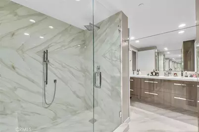 850 E Ocean Boulevard, Long Beach, CA 90802 - Photo 17