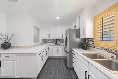 164 Granada Avenue, Long Beach, CA 90803 - Photo 15